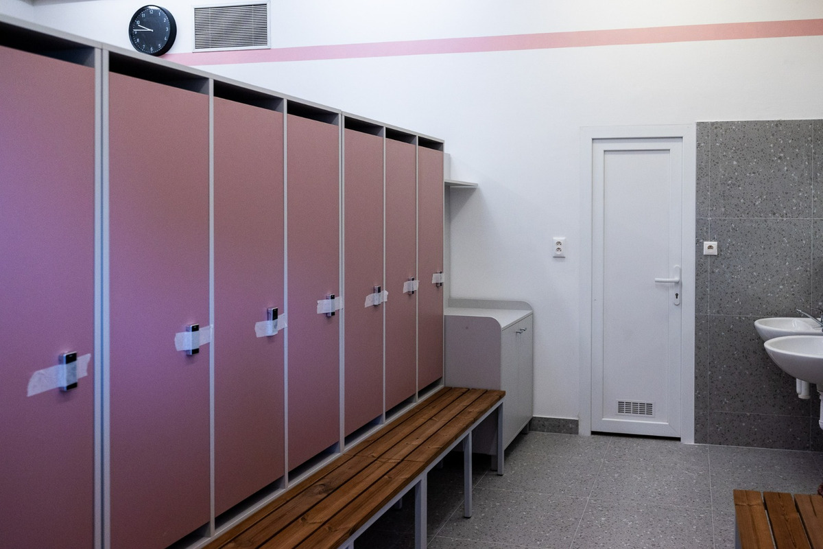 FOTO: Zrekonštruovaná plaváreň v Pezinku, foto 8