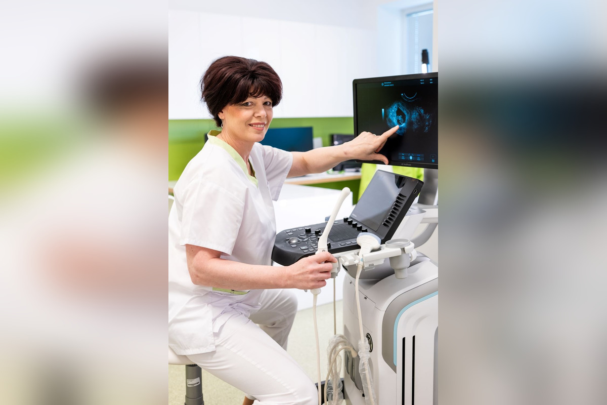 FOTO: V Bratislave otvorili kliniku asistovanej reprodukcie Gyncare, foto 1