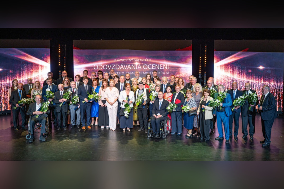 FOTO: Bratislavský samosprávny kraj ocenil osobnosti kraja, foto 1