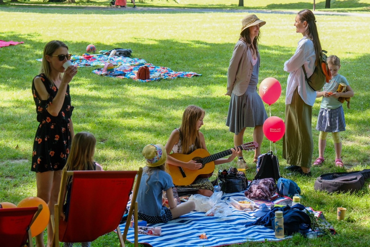 FOTO: Počas víkendu sa konal Galapiknik bratislavských predzáhradok, foto 6