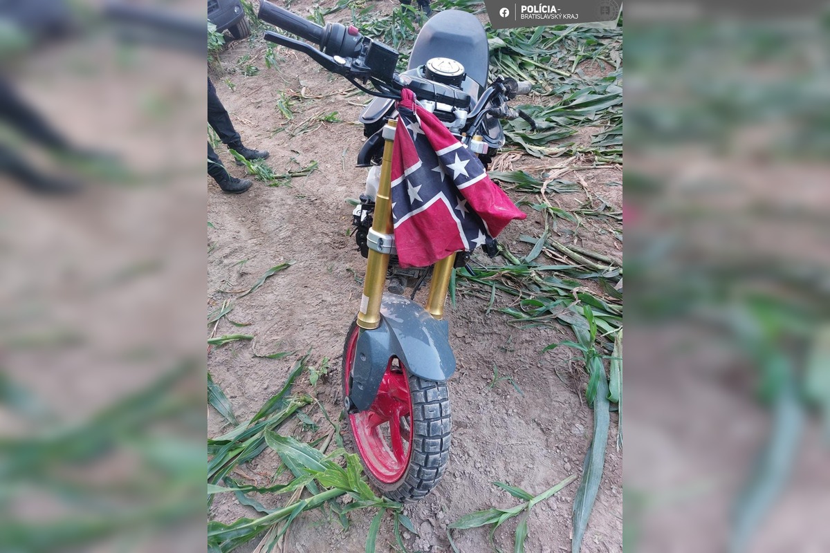 FOTO: Polícia hľadá majiteľa kradnutej motorky, páchateľa našli v Ivanke pri Dunaji, foto 3