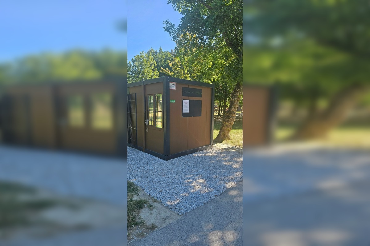 FOTO: Domček pre správcu v lesoparku vo Vrakuni, foto 2