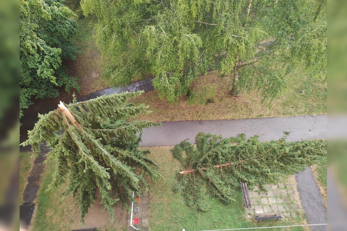 FOTO: Po supercele zostali v Prešovskom kraji obrovské škody. , foto 22