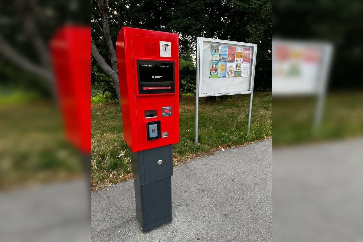FOTO: V Bratislave postupne osádzajú nové automaty na lístky. Kde ich možno už nájsť?, foto 3