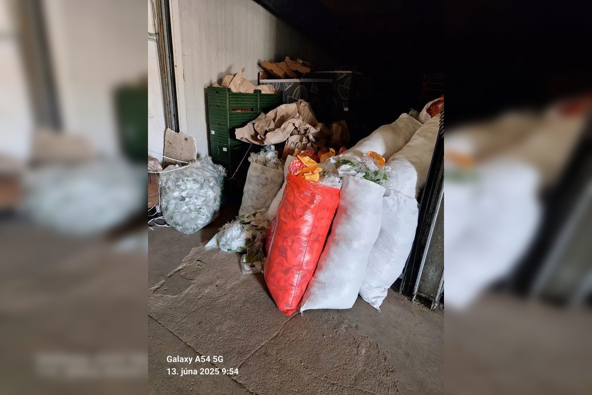 FOTO: Inšpektori odhalili stovky prehreškov v obchodoch, padli aj pokuty za tisíce, foto 4