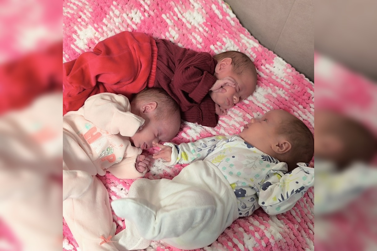 FOTO: V košickej nemocnici sa narodili jednovaječné trojičky, foto 6