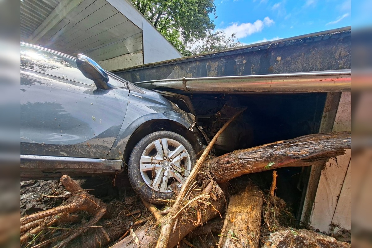 FOTO: Búrka bičuje Tirolsko. Záplavy, bahno, chaos – príde to aj k nám?, foto 4