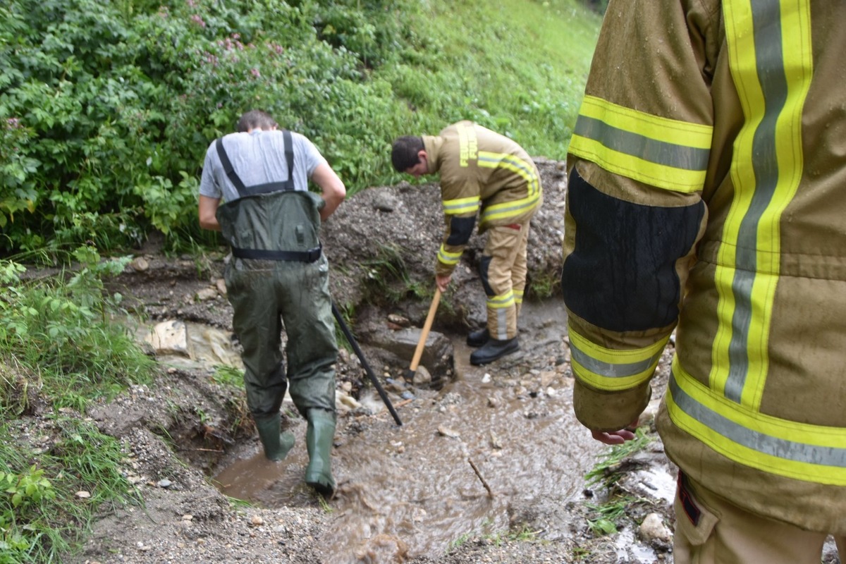 FOTO: Búrka bičuje Tirolsko. Záplavy, bahno, chaos – príde to aj k nám?, foto 5