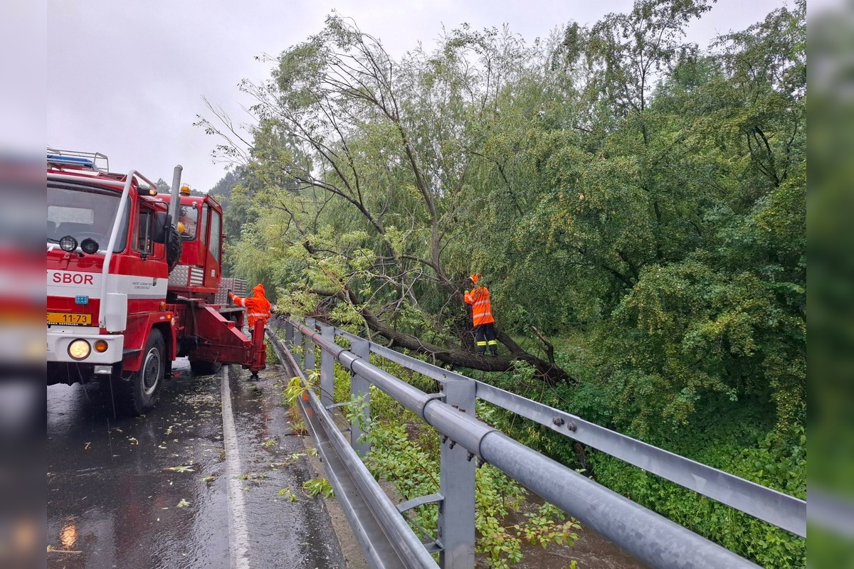 FOTO: Extrémne počasie sužuje aj Česko, detské tábory museli predbežne ukončiť, foto 5