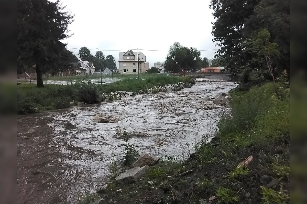 FOTO: Extrémne počasie sužuje aj Česko, detské tábory museli predbežne ukončiť, foto 6