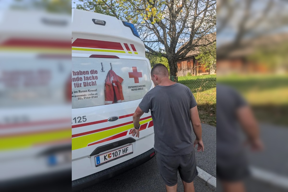 FOTO: Bratislavskí mestskí policajti zachránili cyklistu v Rakúsku, foto 1