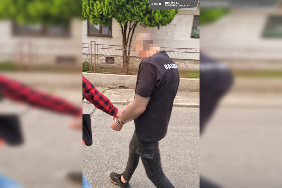 FOTO: V Devínskej zadržali Slováka, ktorého hľadajú v Maďarsku, foto 2