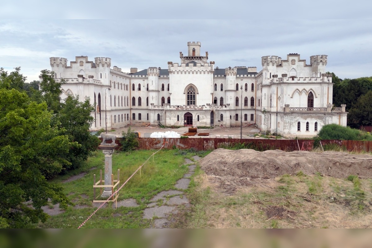 FOTO: Rekonštrukcia kaštieľa v Rusovciach, foto 4