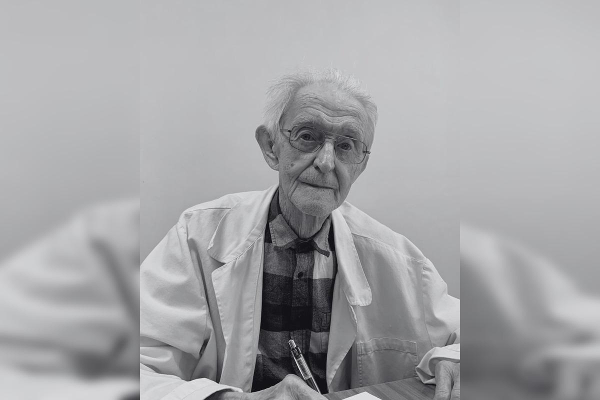 FOTO: Zomrel najdlhšie slúžiaci lekár Karol Mika z Banskej Bystrice, foto 5