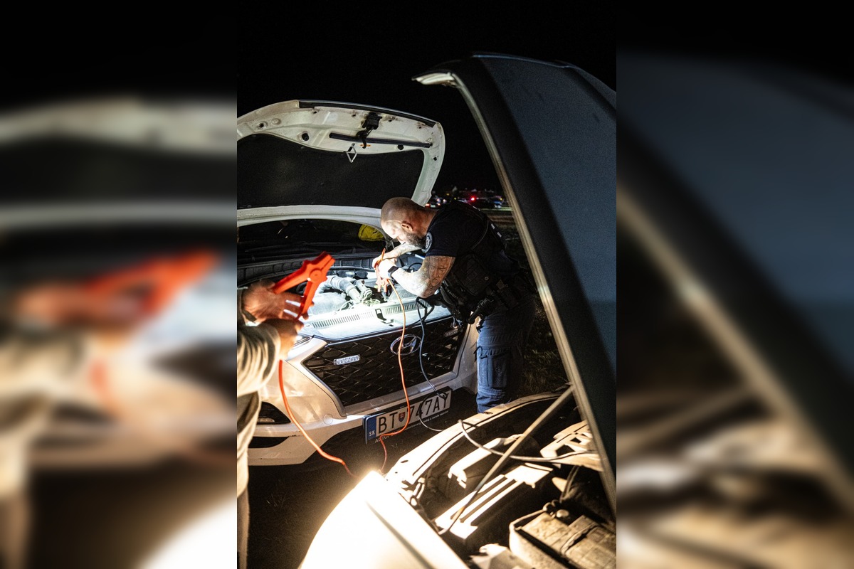 FOTO: Policajti pomáhali na Lovestreame, foto 8