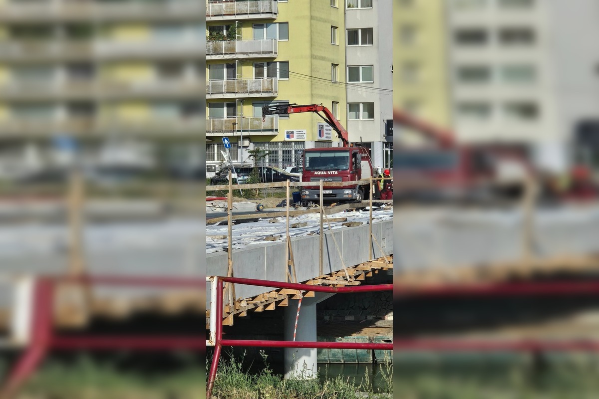 FOTO: Aktuálny stav výstavby mostu na Hradskej ulici, foto 2