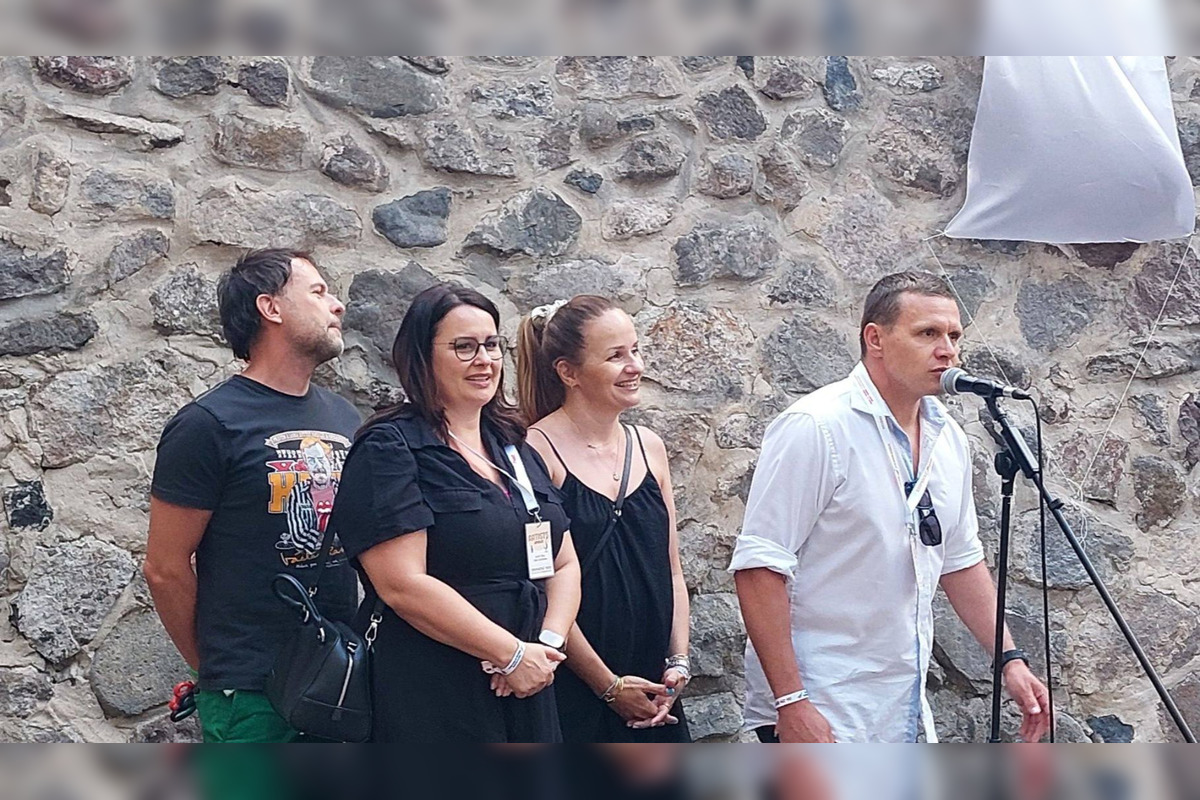 FOTO: Dano Heriban má v Kremnici svoj reliéf, odhalili ho hereckí kolegovia, foto 3