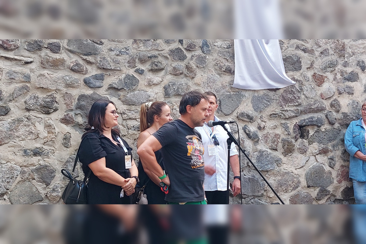 FOTO: Dano Heriban má v Kremnici svoj reliéf, odhalili ho hereckí kolegovia, foto 10