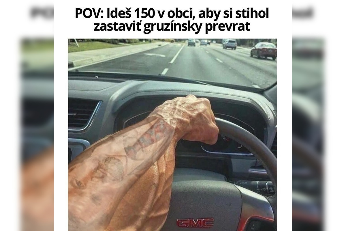 FOTO: Havária šéfa SIS Gašpara sa stala terčom satirických stránok. Pozrite si výber tých najlepších memečiek, foto 4