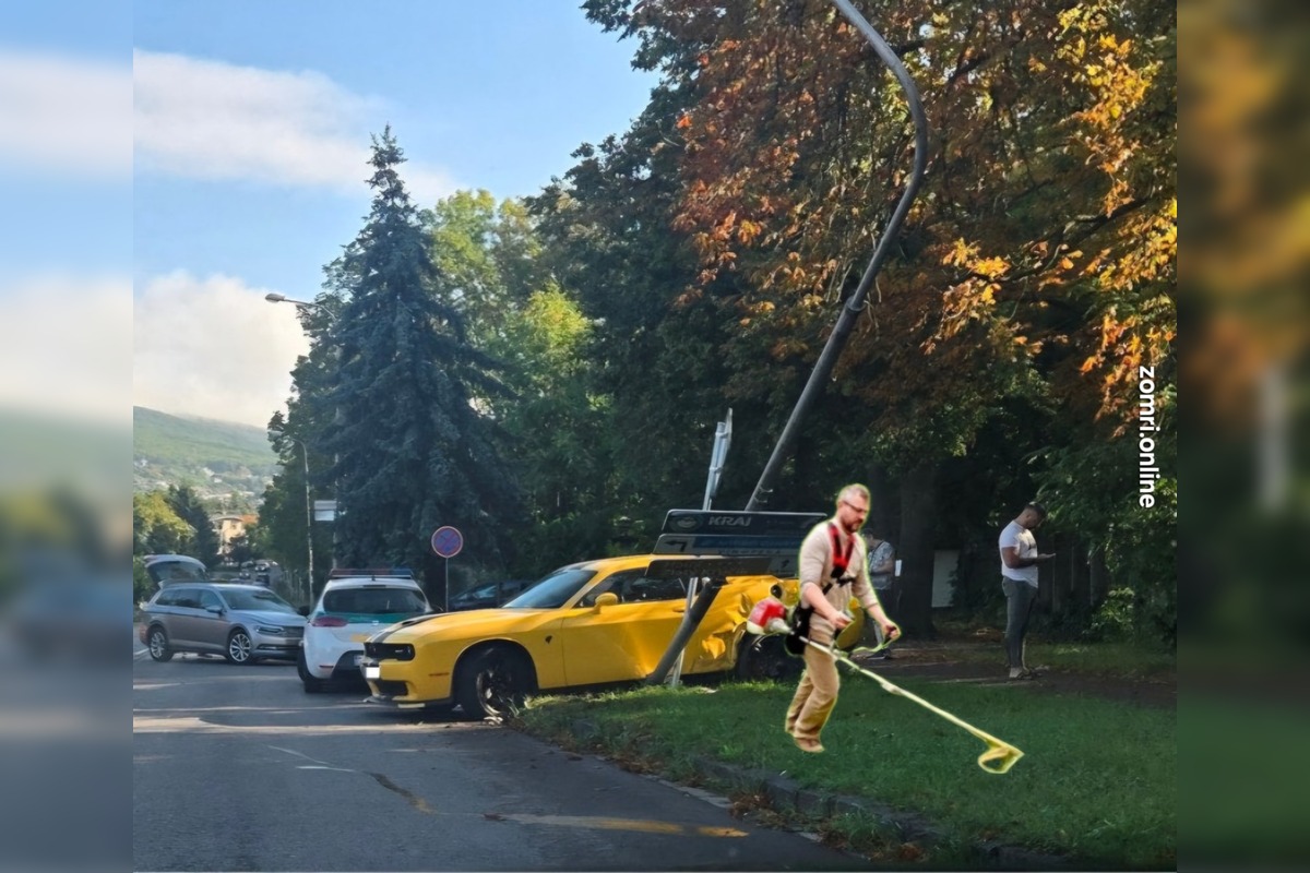 FOTO: Havária šéfa SIS Gašpara sa stala terčom satirických stránok. Pozrite si výber tých najlepších memečiek, foto 3
