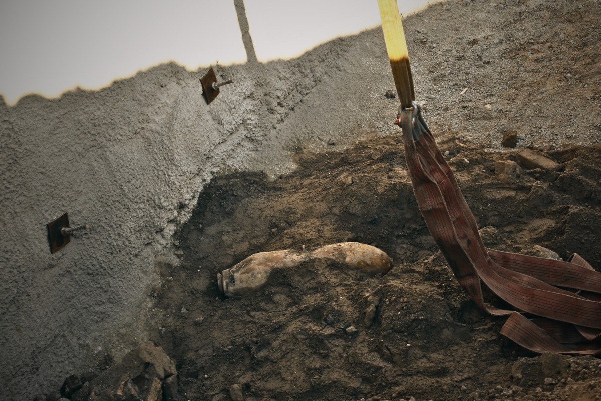 FOTO: Bomba v Skyparku na Nivách, foto 7