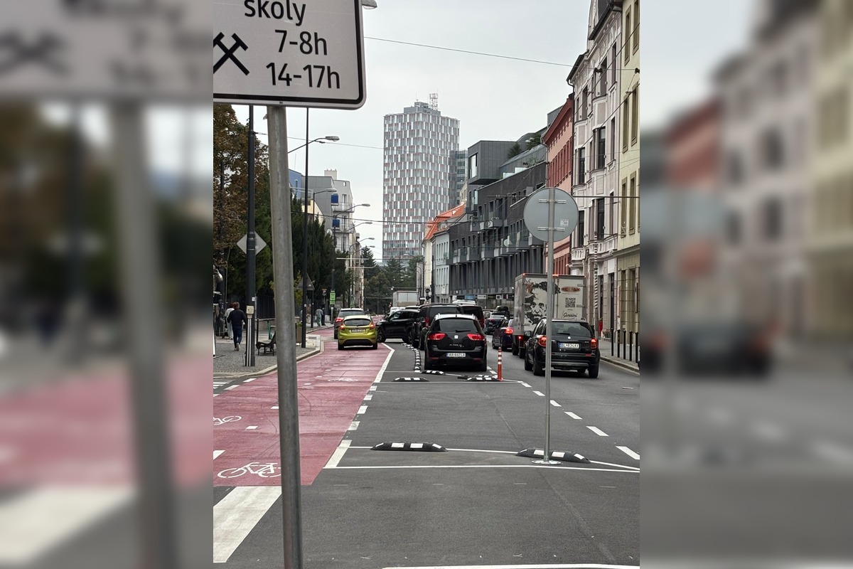 FOTO: Dopravný chaos na Dunajskej ulici, foto 1