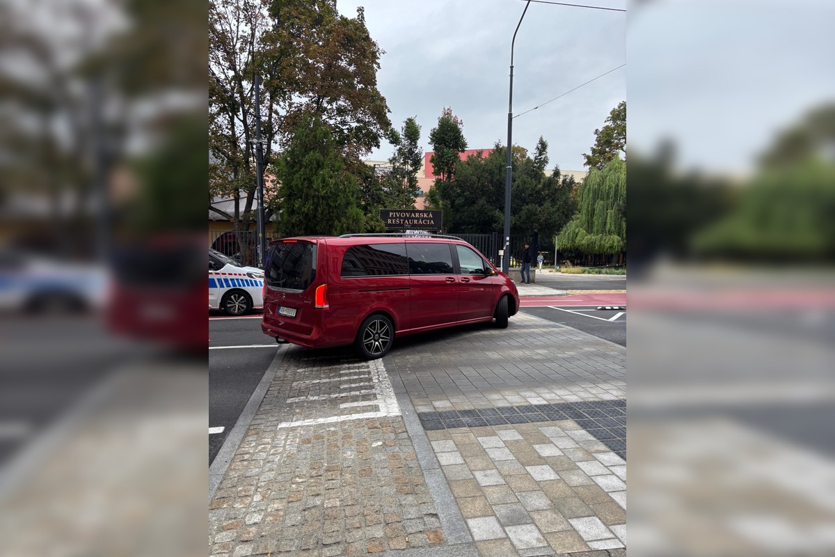 FOTO: Dopravný chaos na Dunajskej ulici, foto 3