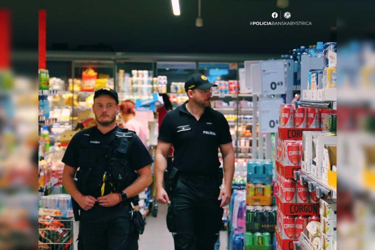 FOTO: Policajti v Banskobystrickom kraji chytali zlodejov priamo v obchodoch, foto 1