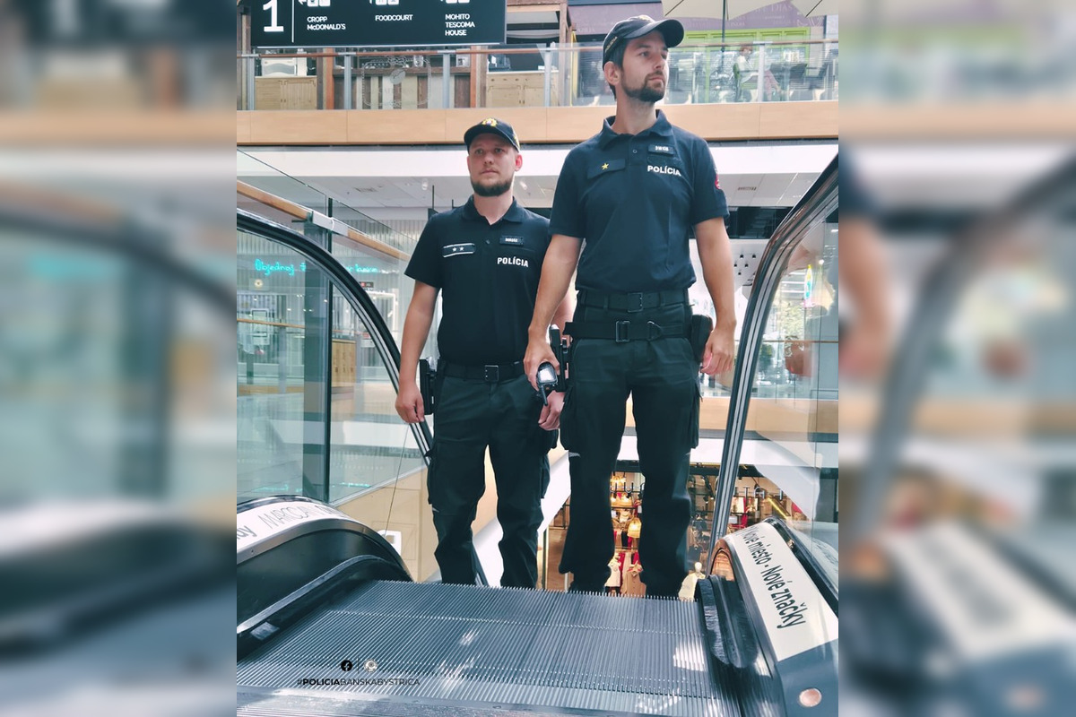 FOTO: Policajti v Banskobystrickom kraji chytali zlodejov priamo v obchodoch, foto 11