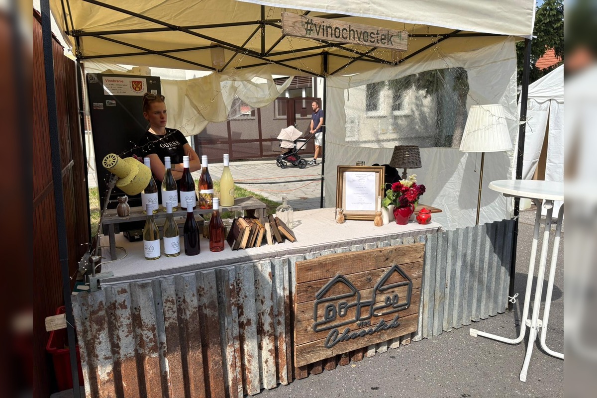 FOTO: Račianske vinobrania láka tisíce návštevníkov, foto 1