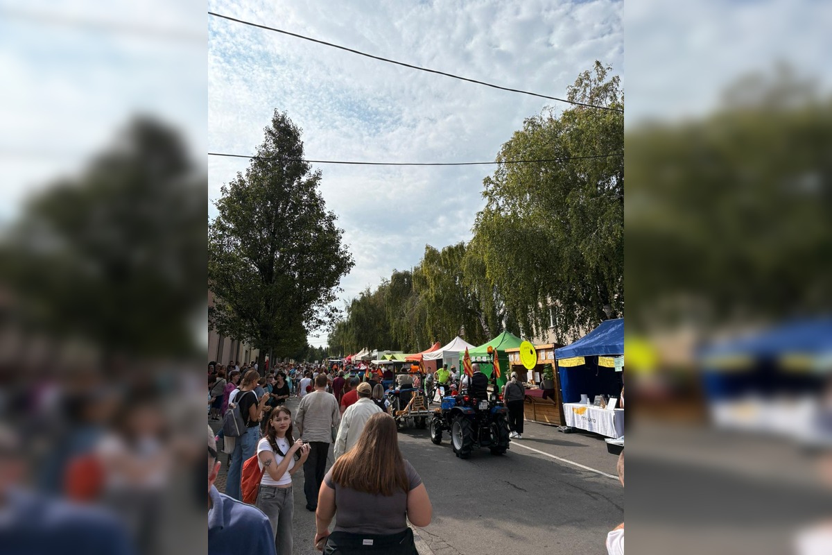 FOTO: Račianske vinobrania láka tisíce návštevníkov, foto 2