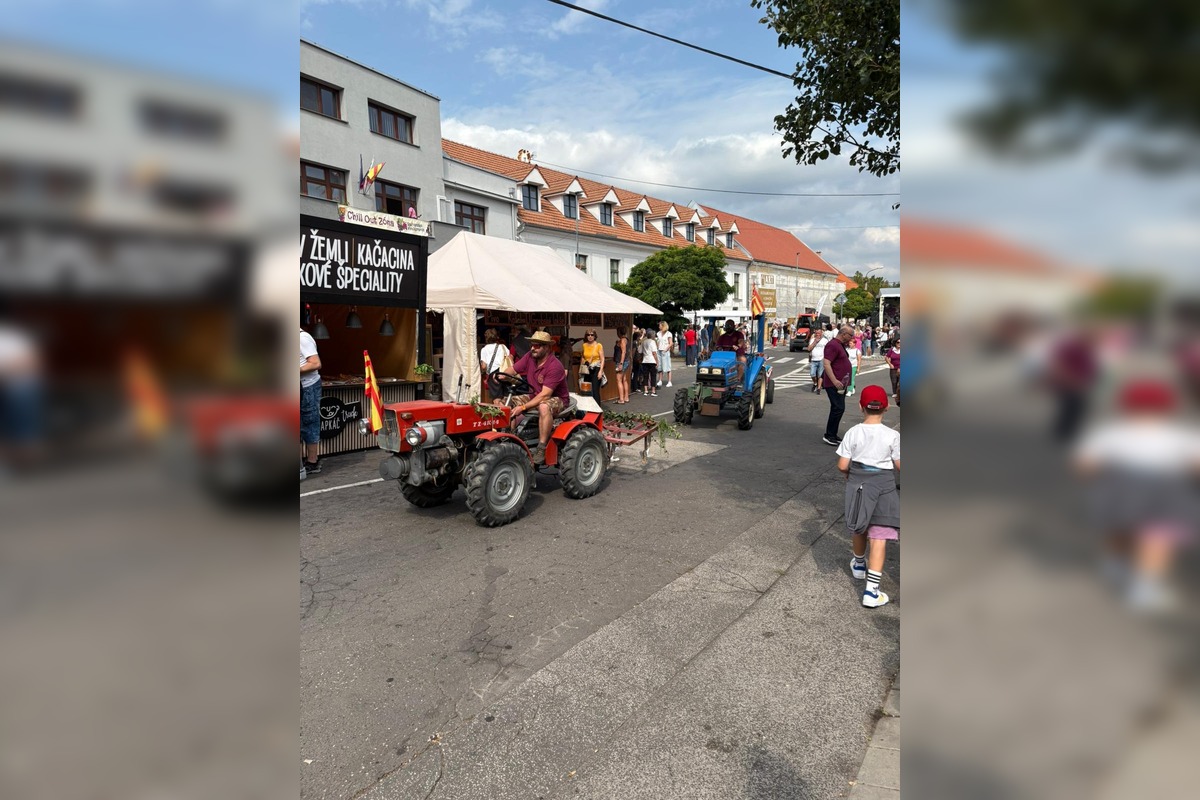 FOTO: Račianske vinobrania láka tisíce návštevníkov, foto 3