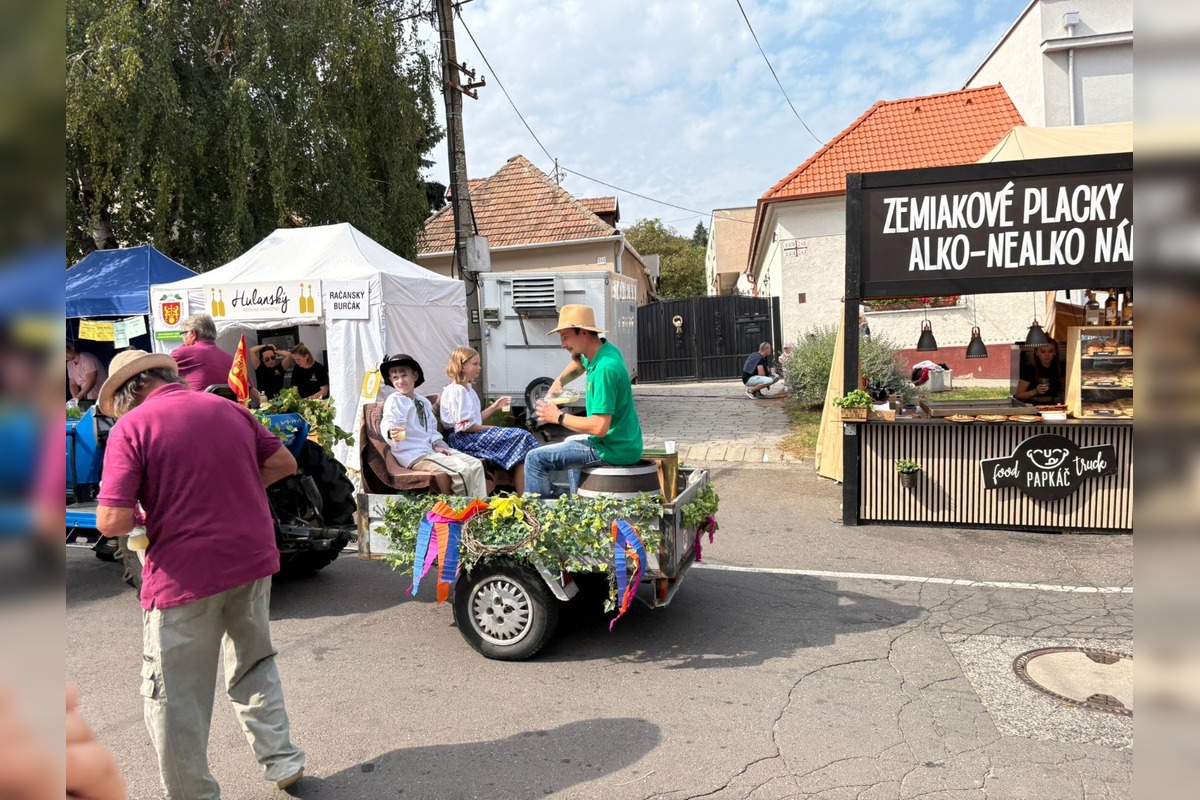 FOTO: Račianske vinobrania láka tisíce návštevníkov, foto 9