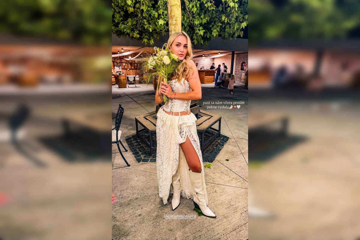 FOTO: Žilinský hokejista Šimon Beták a Eliška Lenčešová si povedali „áno“, foto 6