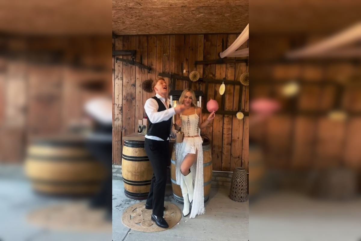 FOTO: Žilinský hokejista Šimon Beták a Eliška Lenčešová si povedali „áno“, foto 9