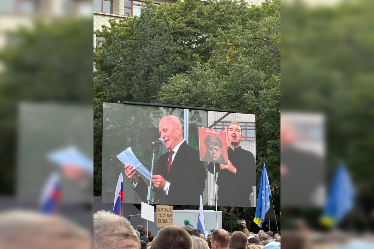 FOTO: Na Námestí slobody v Bratislave sa začal protest, foto 8