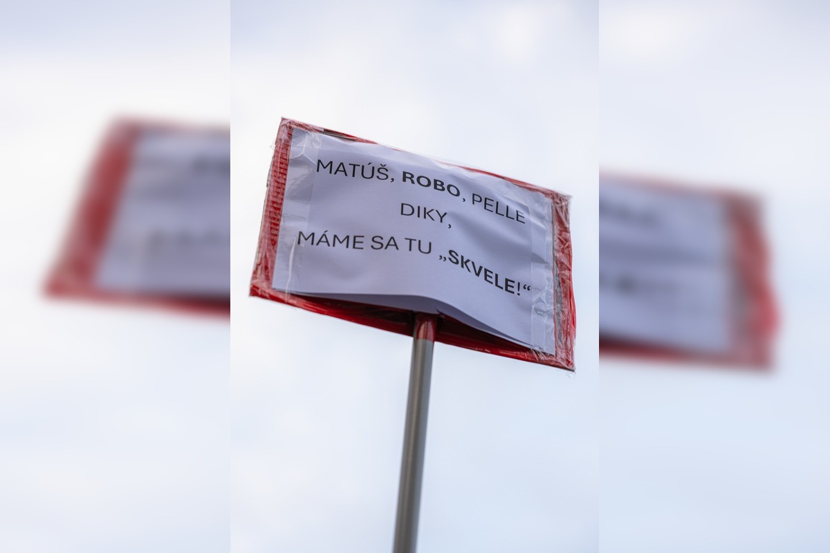 FOTO: Transparenty na bratislavskom proteste, foto 2