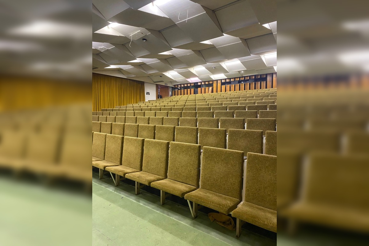 FOTO: Najzachovalejšia opustená škola na Slovensku sa nachádza v Modre, foto 8