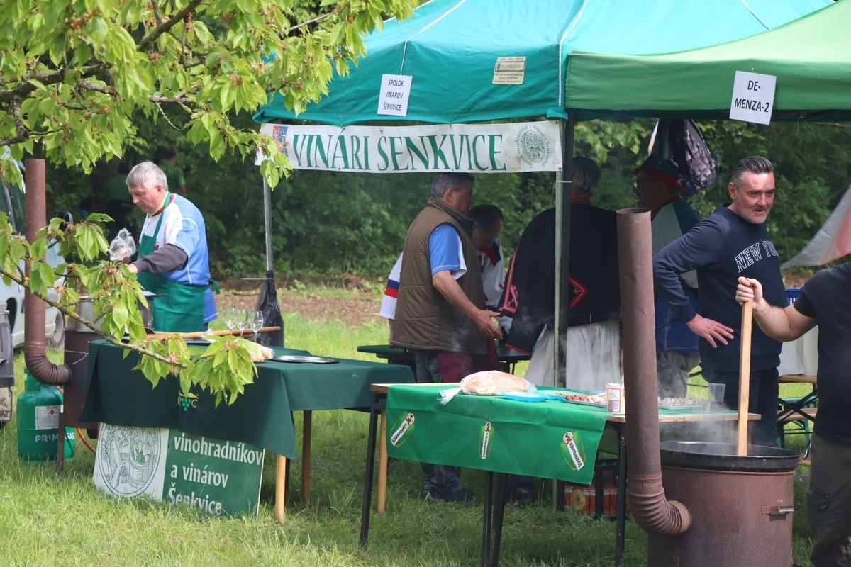 FOTO: Budmerice obed roka 2025, foto 6