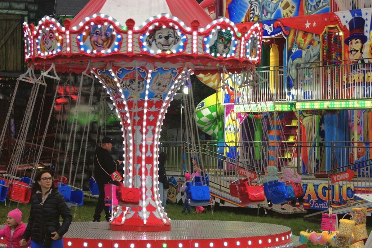 FOTO: Dúbravské hody ohúrili svojou atmosférou. Pozrite sa, ako vyzerali, foto 23