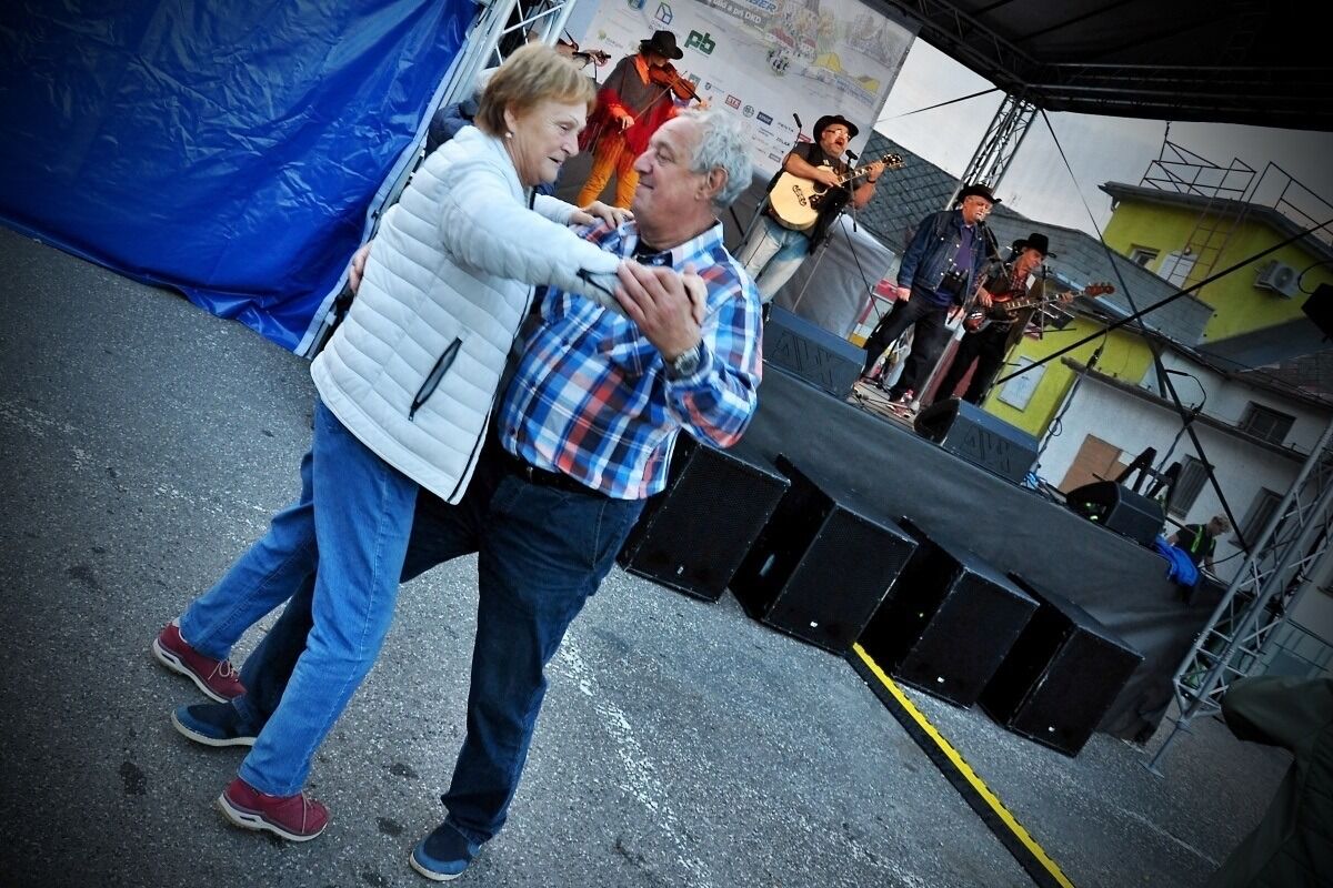 FOTO: Dúbravské hody ohúrili svojou atmosférou. Pozrite sa, ako vyzerali, foto 37