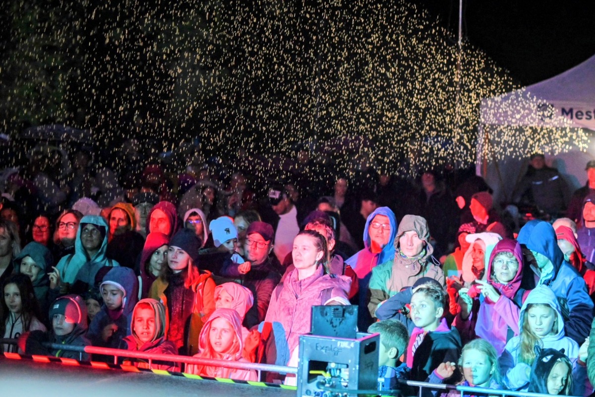 FOTO: Karloveské hody opäť prilákali stovky návštevníkov. Takáto atmosféra tam panovala, foto 7