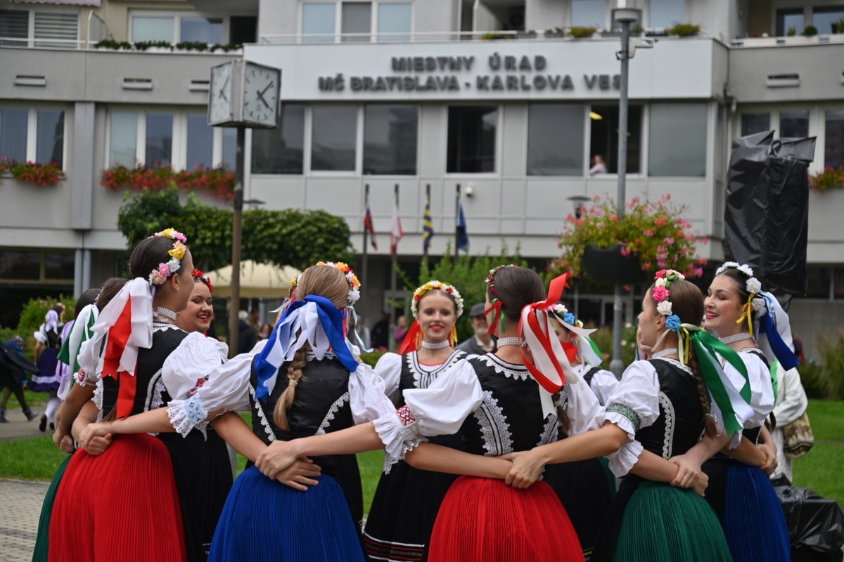 FOTO: Karloveské hody opäť prilákali stovky návštevníkov. Takáto atmosféra tam panovala, foto 20