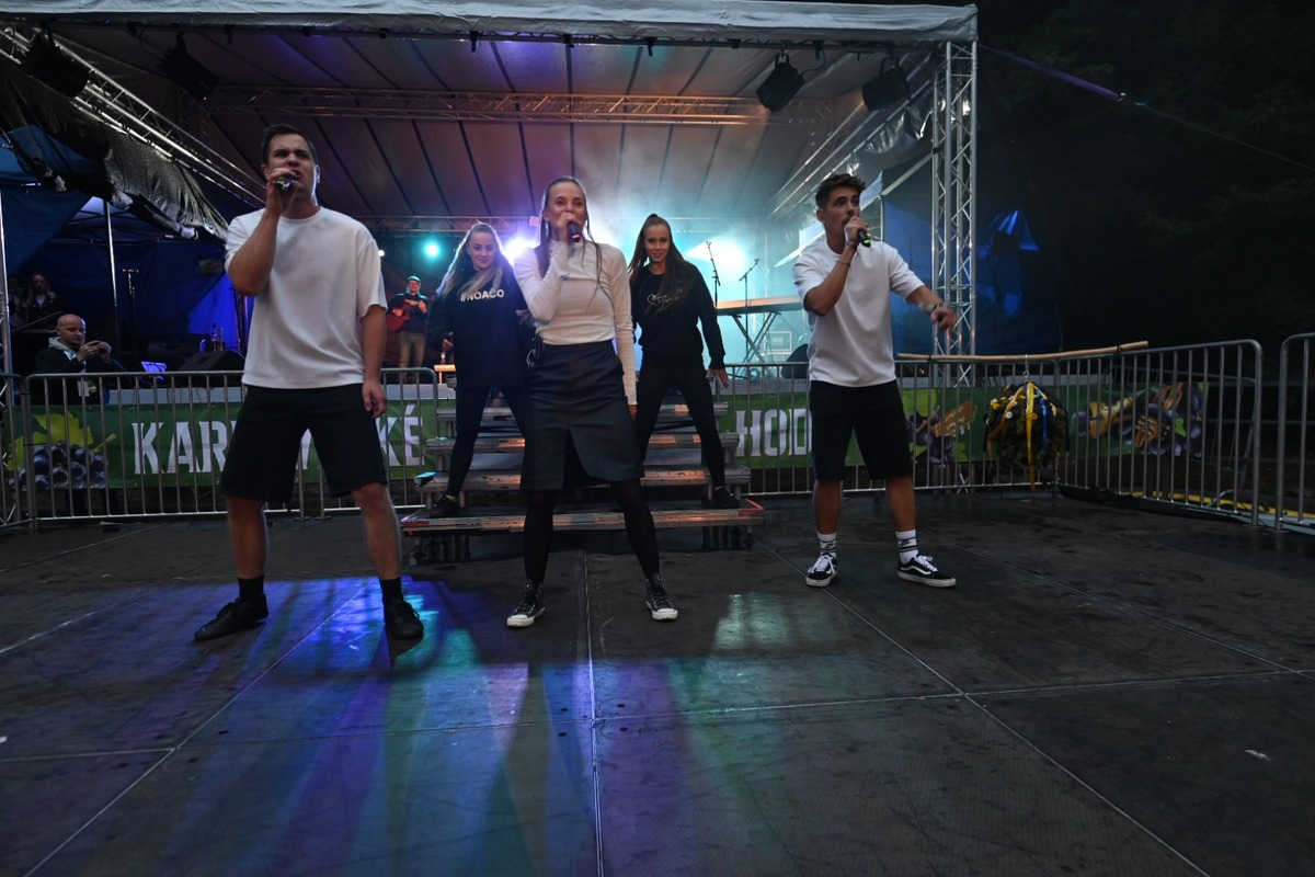 FOTO: Karloveské hody opäť prilákali stovky návštevníkov. Takáto atmosféra tam panovala, foto 22