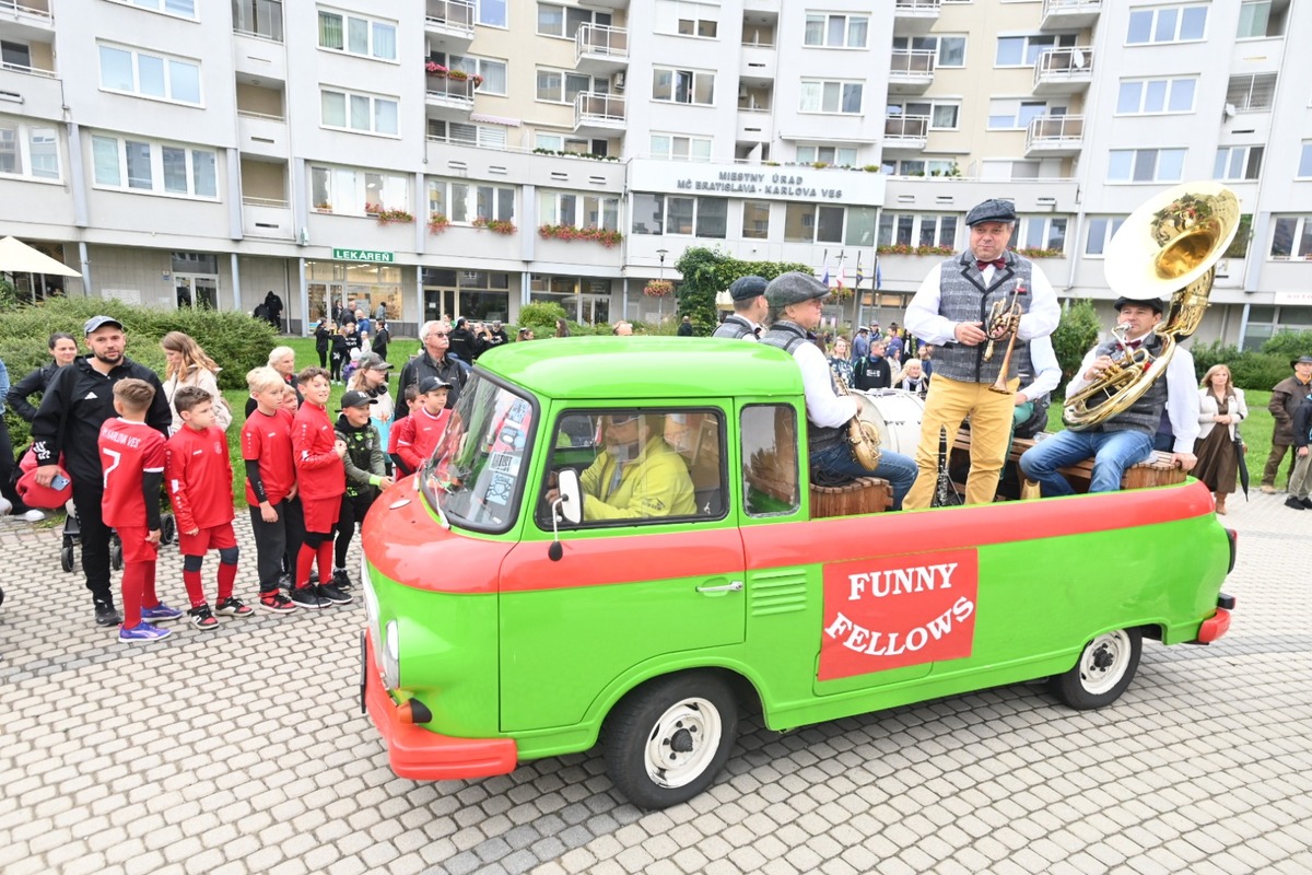 FOTO: Karloveské hody opäť prilákali stovky návštevníkov. Takáto atmosféra tam panovala, foto 25