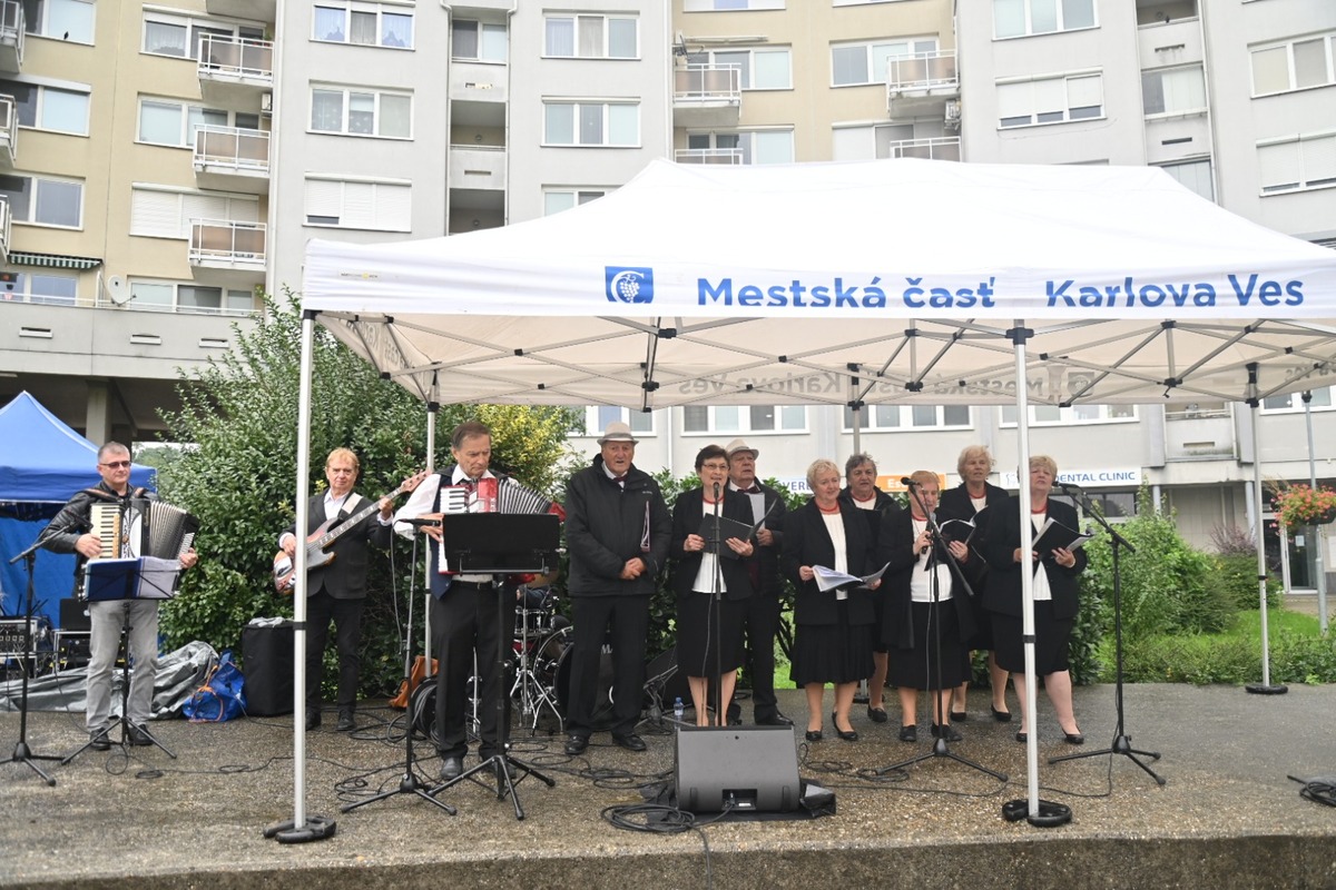 FOTO: Karloveské hody opäť prilákali stovky návštevníkov. Takáto atmosféra tam panovala, foto 29