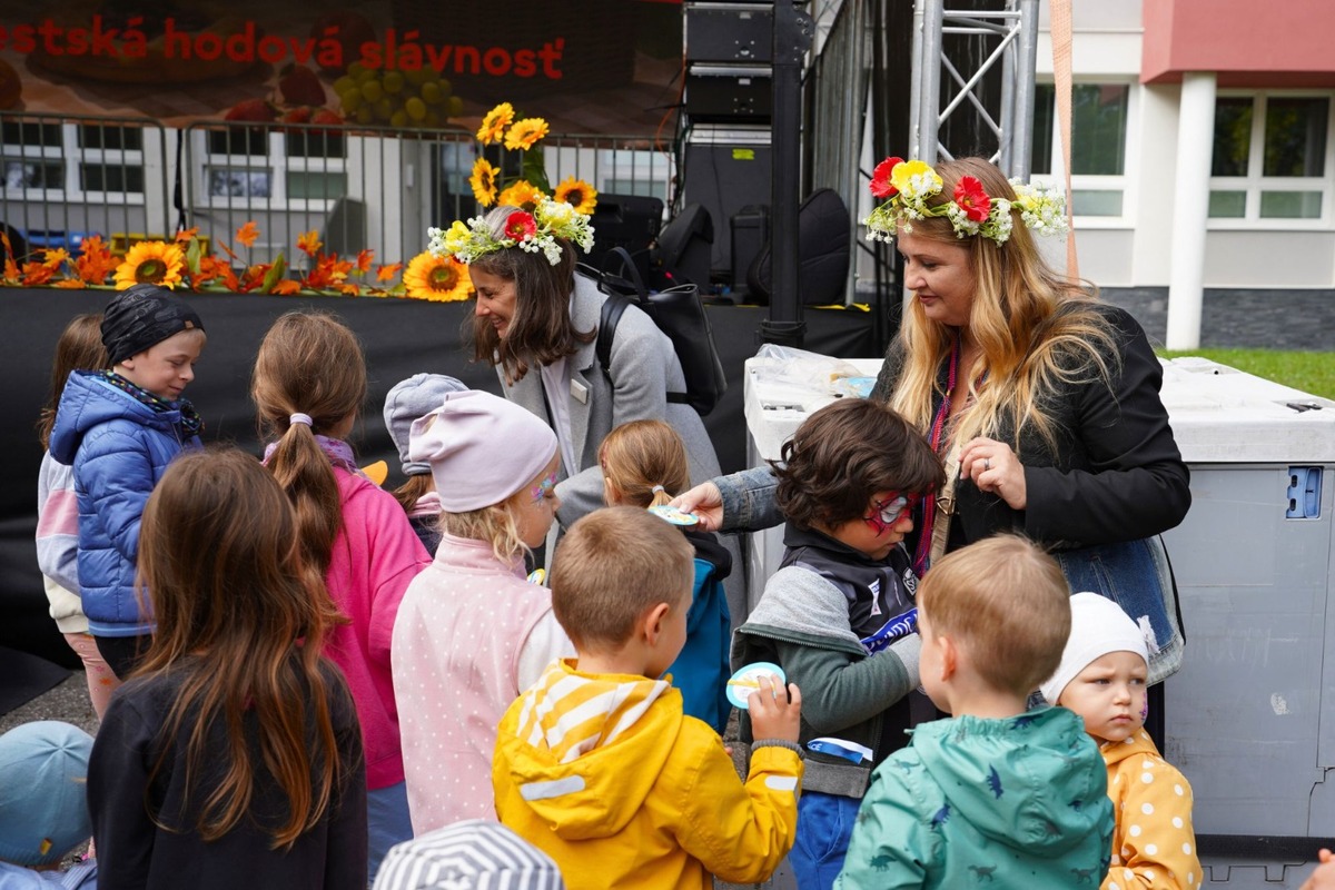 FOTO: Novomestská hodová slávnosť sa niesla v rodinnej atmosfére. Takto to tam vyzeralo, foto 14