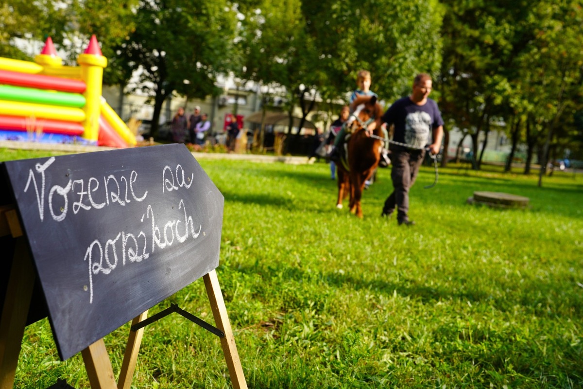 FOTO: Novomestská hodová slávnosť sa niesla v rodinnej atmosfére. Takto to tam vyzeralo, foto 24