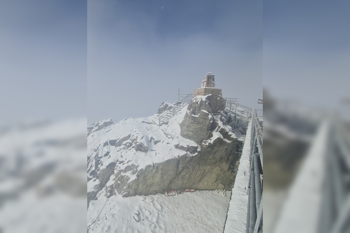 FOTO: Vo Vysokých Tatrách začalo snežiť, foto 4