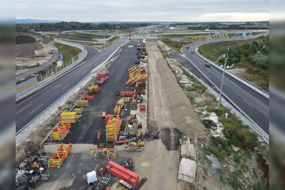 FOTO: Fotky z dronu odhalili robustné rozširovanie diaľnice pri Triblavíne., foto 9